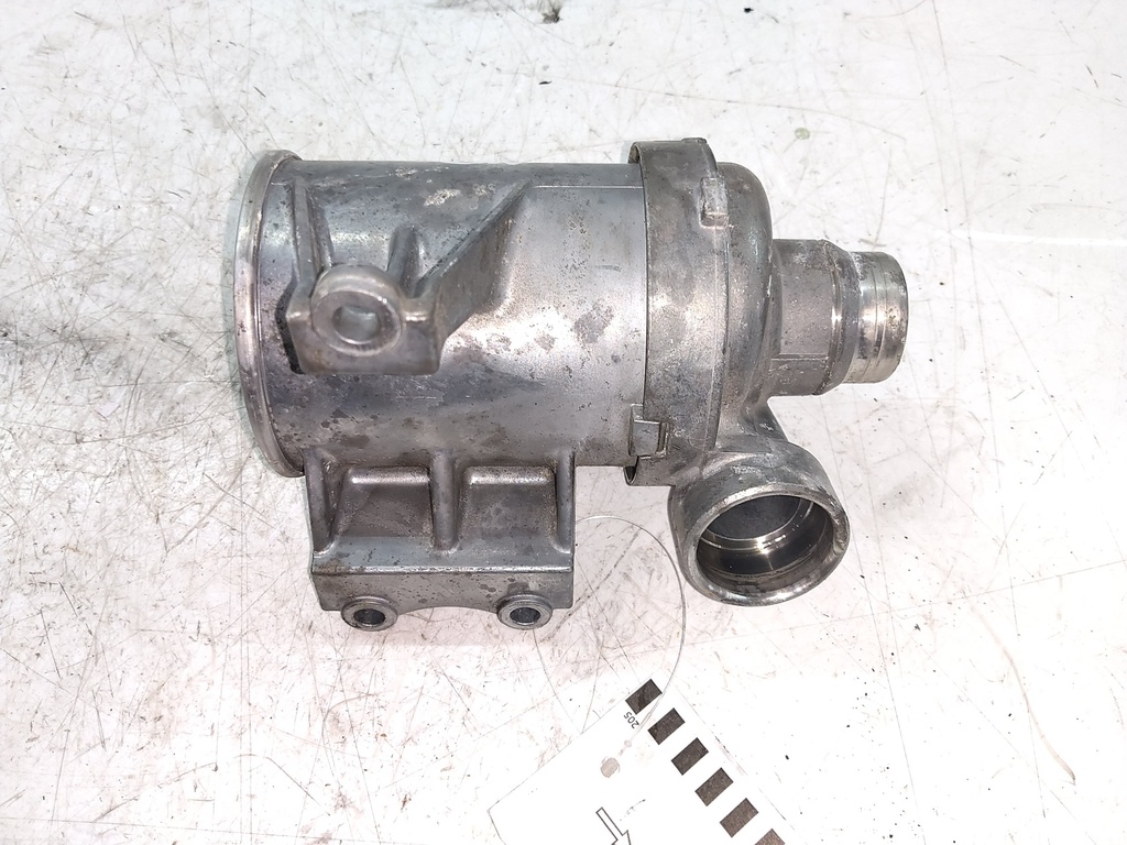 [MTD-537201] Bomba de agua Volvo V40