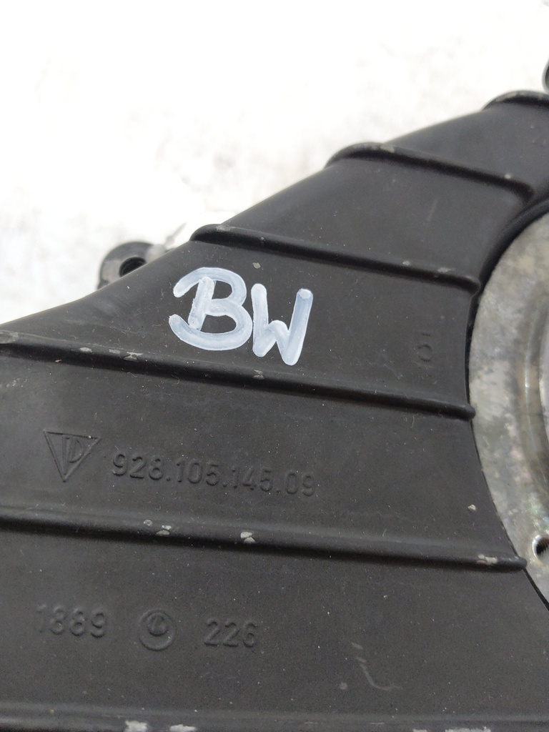 [MTD-537213] Tapa de balancines Porsche 928 S4