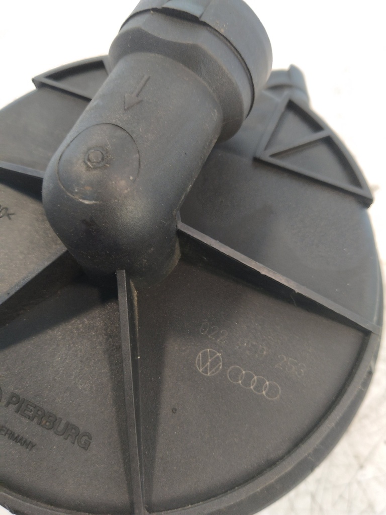 [MTD-537286] Bomba de agua VW Golf V 3.2 R32