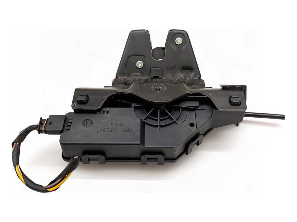 [STARK-946405] Cerradura de portón trasero BMW Serie 5 (E60)