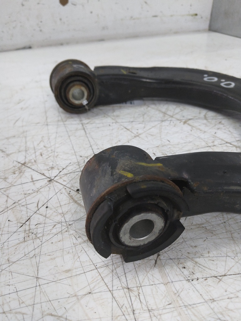 [MTD-529696] Brazo de suspensión delantero izquierdo Ford Ranger Wildtrak TKE