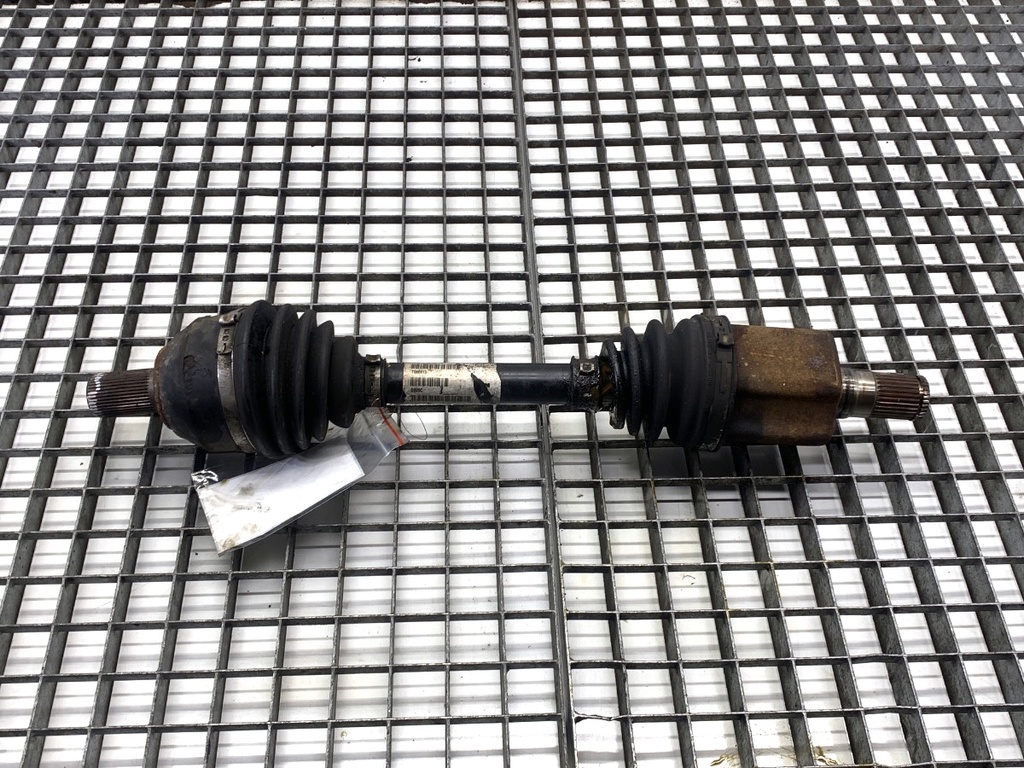 [STARK-837031] Palier delantero izquierdo Volvo V70 III (135) 2.5 T 2007-2009