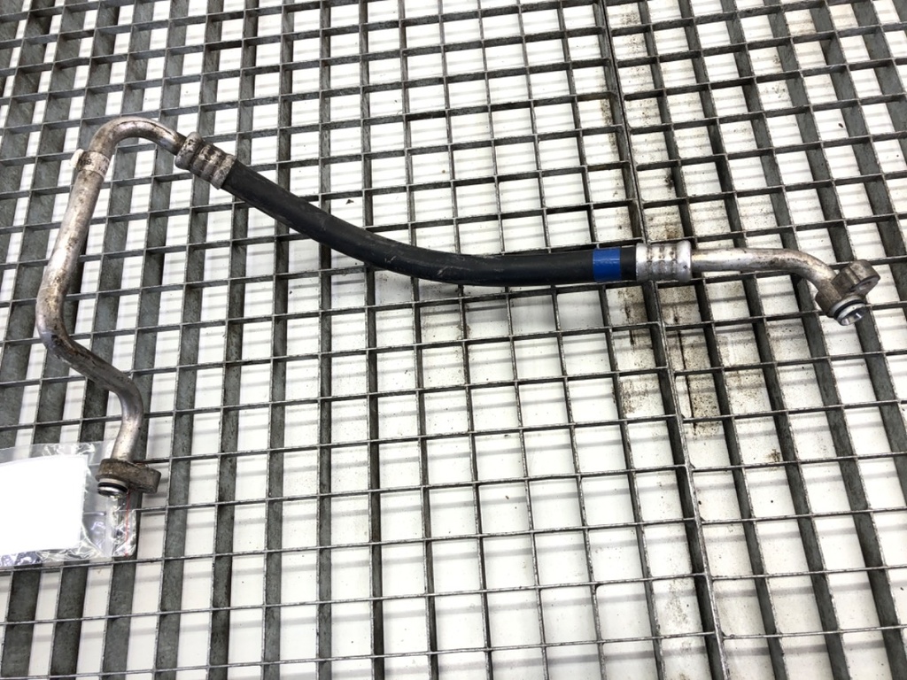 [STARK-735816] Tubo de aire acondicionado Toyota Avensis Kombi (T27)
