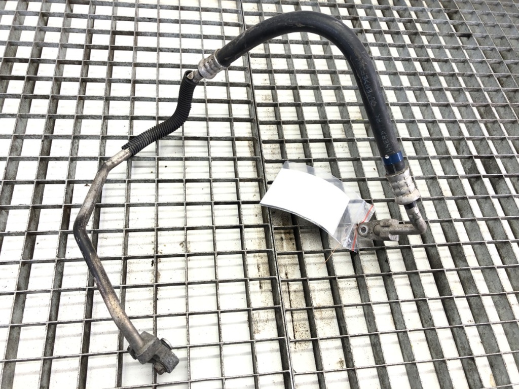 [STARK-735817] Tubo de aire acondicionado Toyota Avensis Kombi (T27)