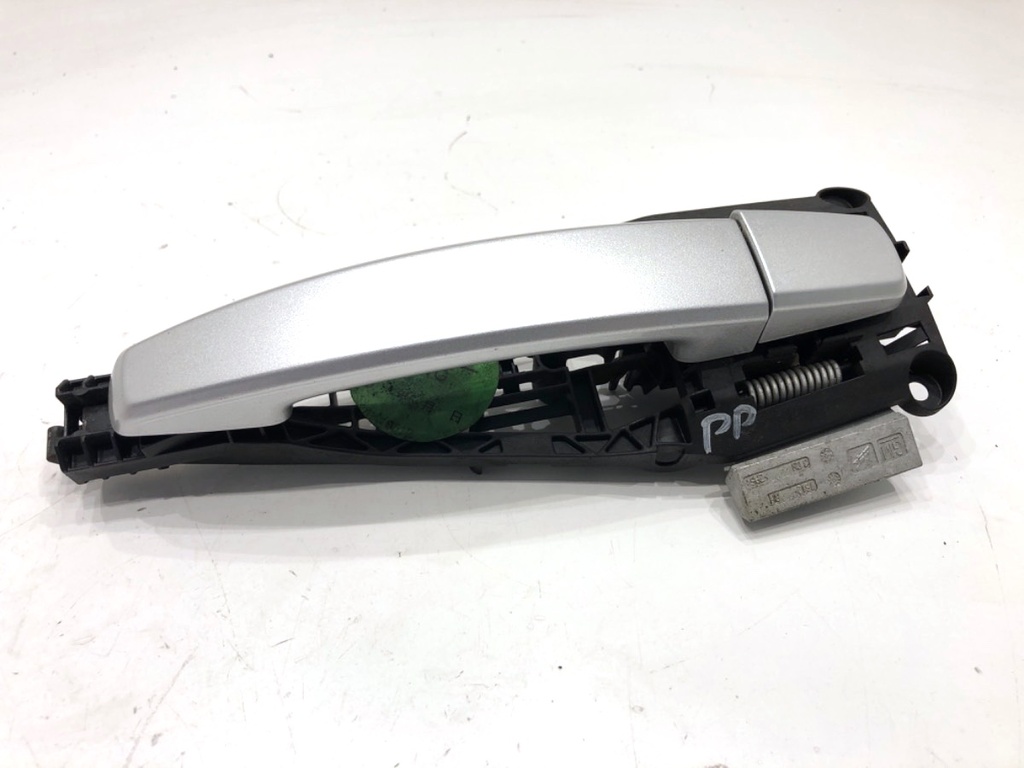 [STARK-737595] Maneta de puerta exterior delantera derecha Chevrolet Cruze