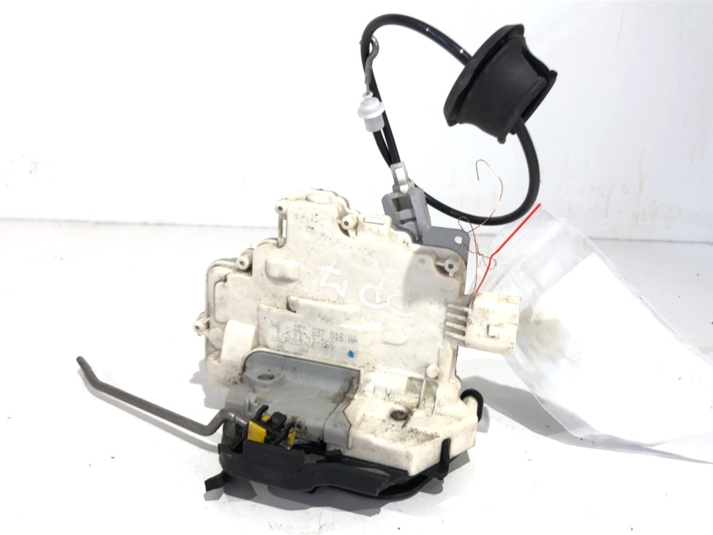 [STARK-738349] Cerradura de puerta delantera derecha Seat Exeo