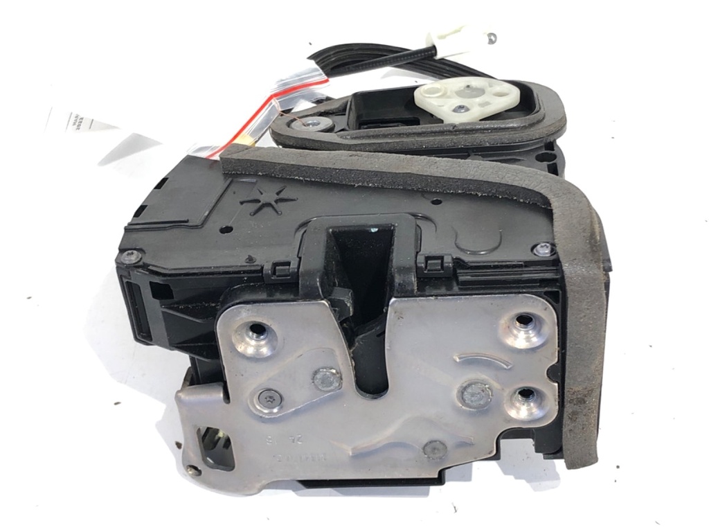 [STARK-738843] Cerradura de puerta delantera derecha Opel Astra K