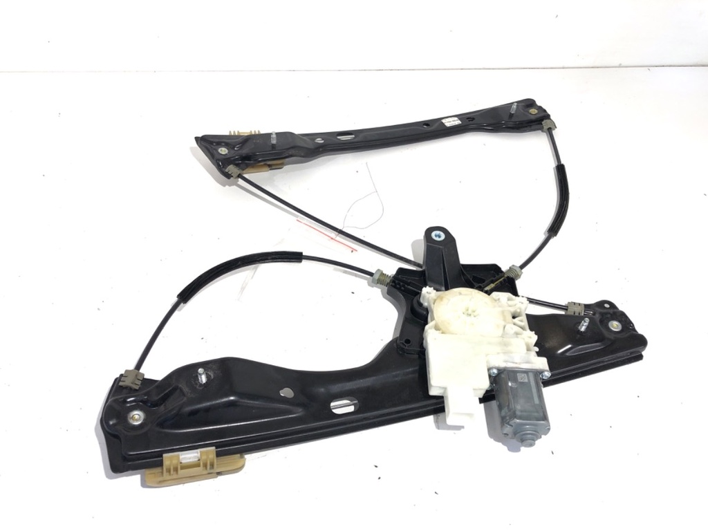 [STARK-738891] Elevalunas delantero izquierdo Opel Astra K