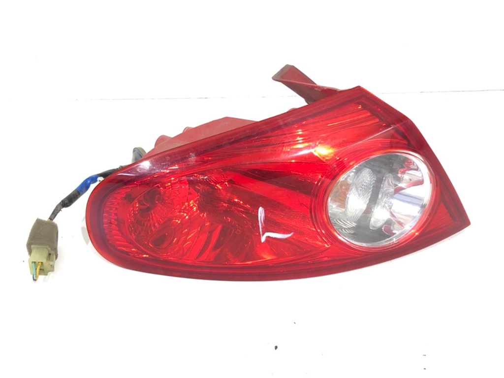 [STARK-741040] Piloto trasero izquierdo Chevrolet Lacetti (J200)