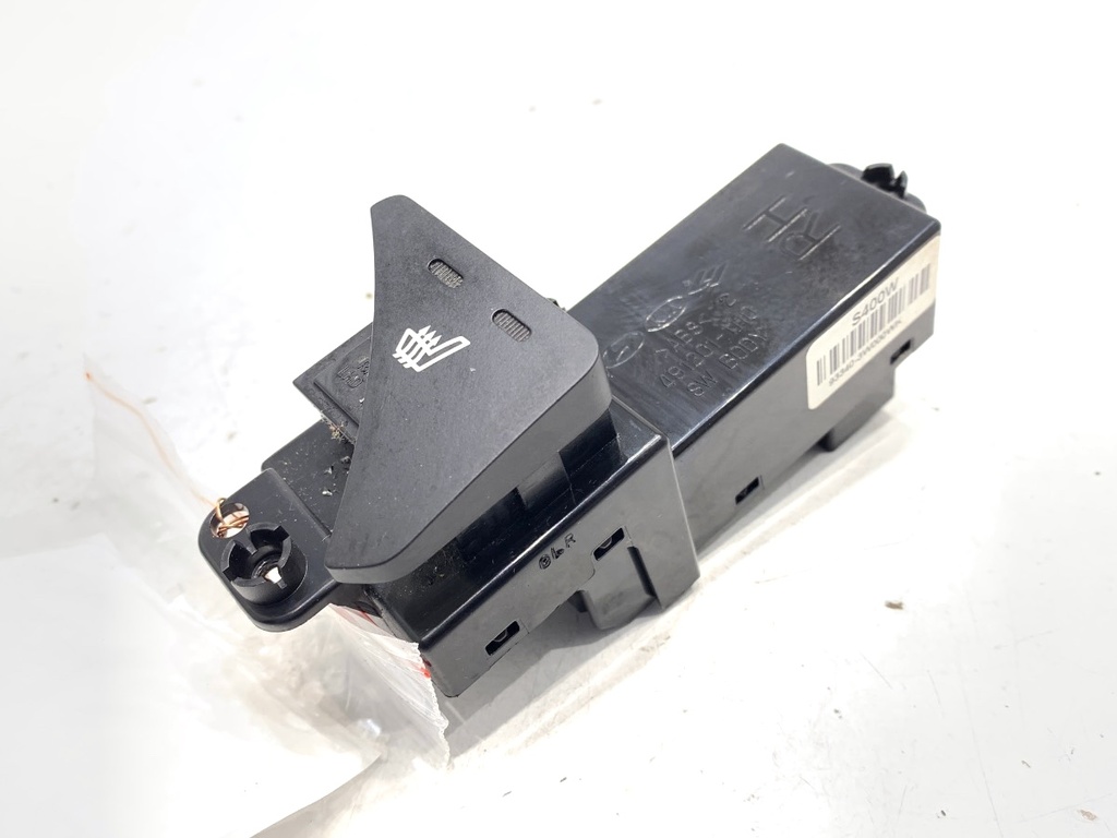[STARK-742671] Interruptor de calefacción de asiento KIA Sportage III (SL)