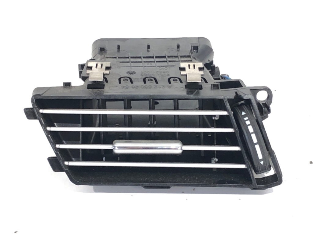 [STARK-745011] Rejilla de ventilación delantera izquierda Mercedes-Benz Clase E (S212)