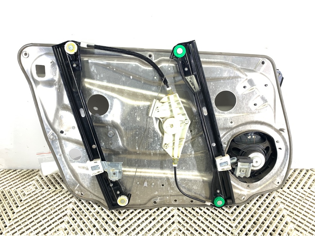 [STARK-745179] Elevalunas delantero derecho Mercedes-Benz Clase C (S204)