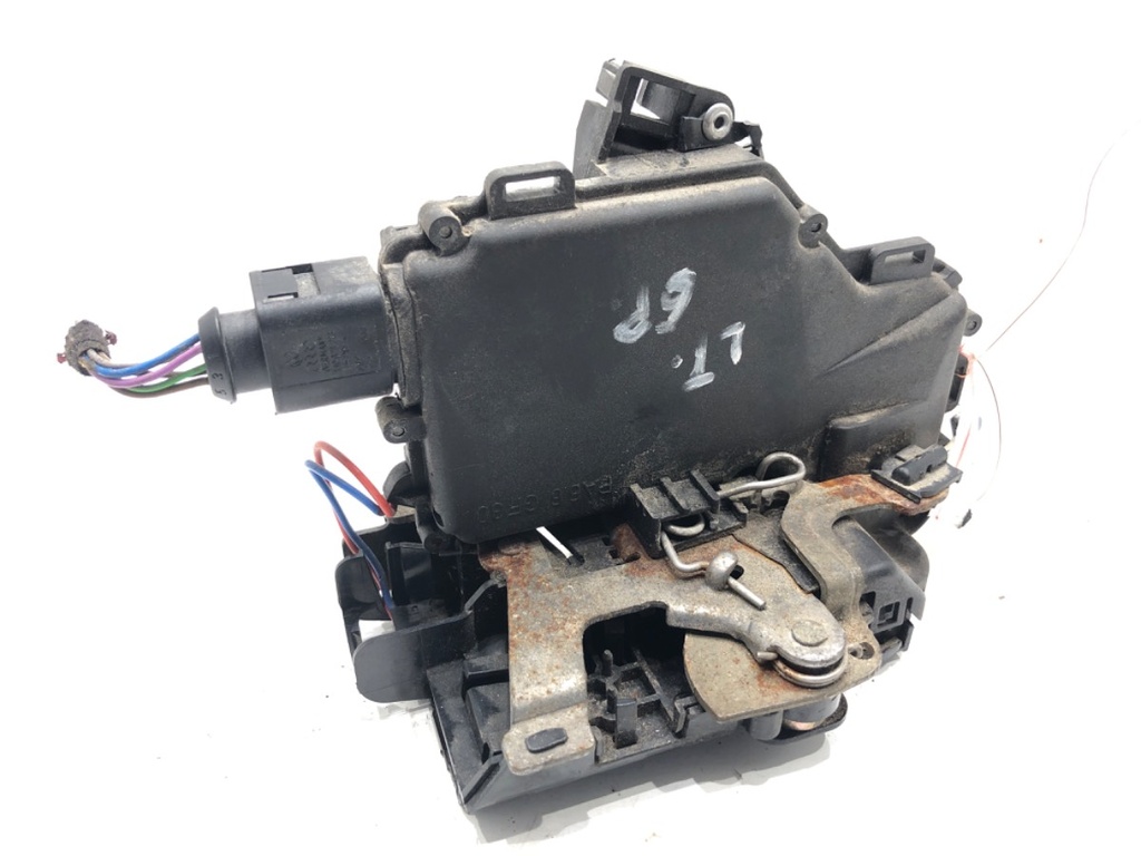 [STARK-745665] Cerradura puerta trasera izquierda VW Bora Variant