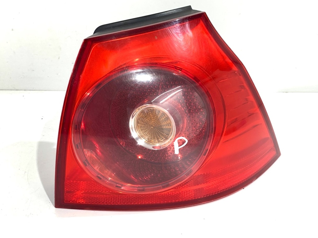 [STARK-814085] Piloto trasero derecho VW GOLF V (1K1)