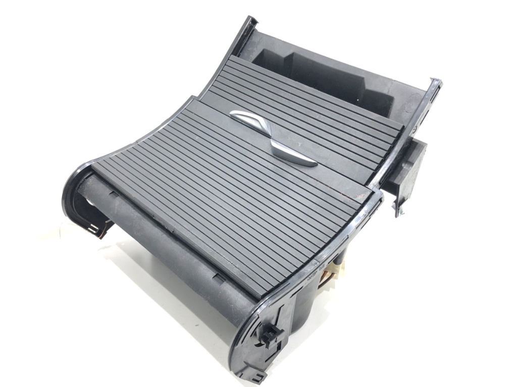 [STARK-829600] Posavasos BMW X1 (F48)