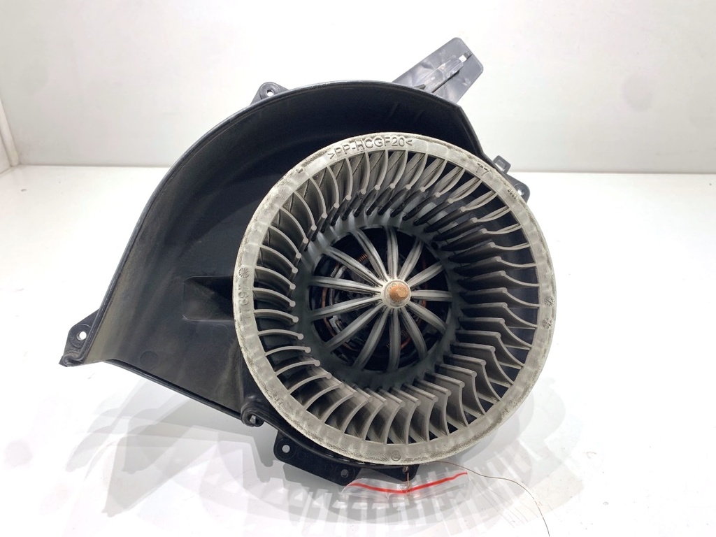 [STARK-870070] Ventilador de calefacción SKODA FABIA III (NJ3)