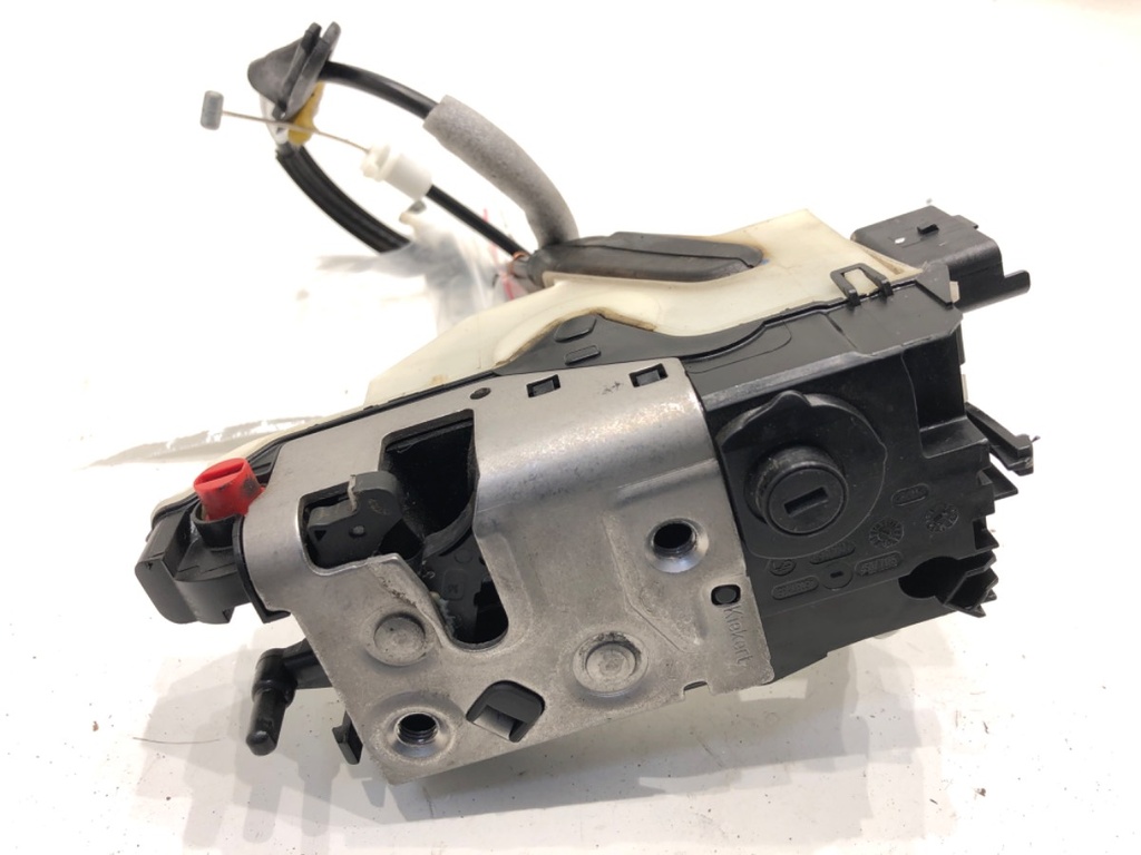 [STARK-876044] Cerradura de puerta trasera izquierda Peugeot 2008 I