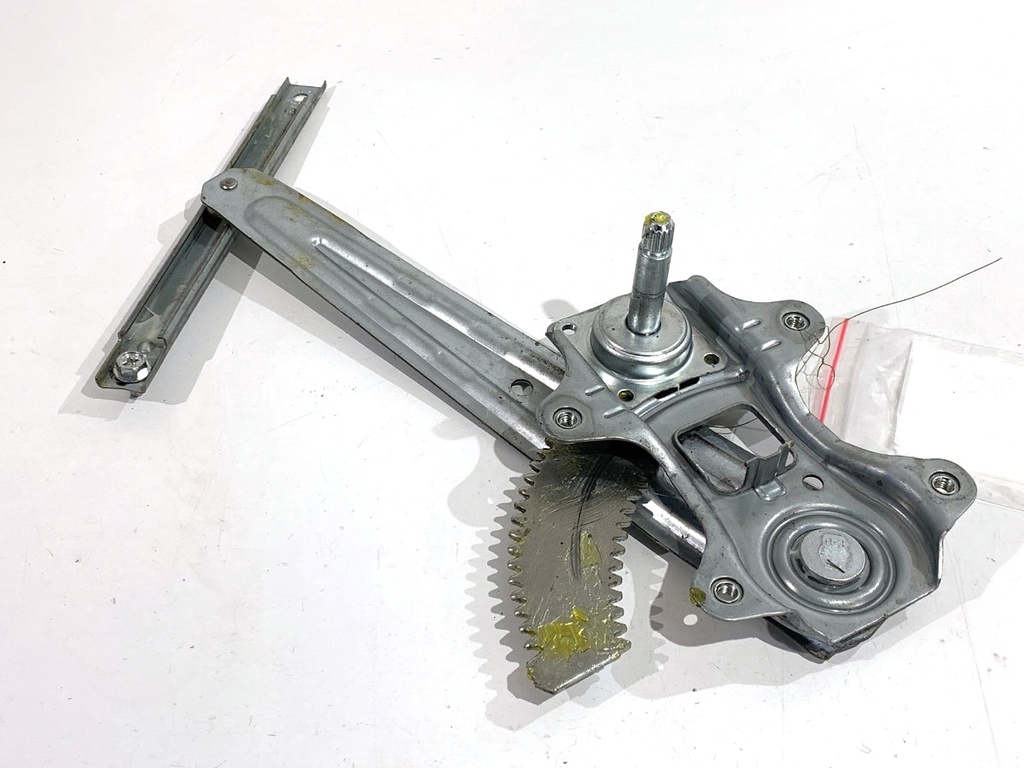 [STARK-876463] Elevalunas trasero izquierdo Nissan Micra V (K14)