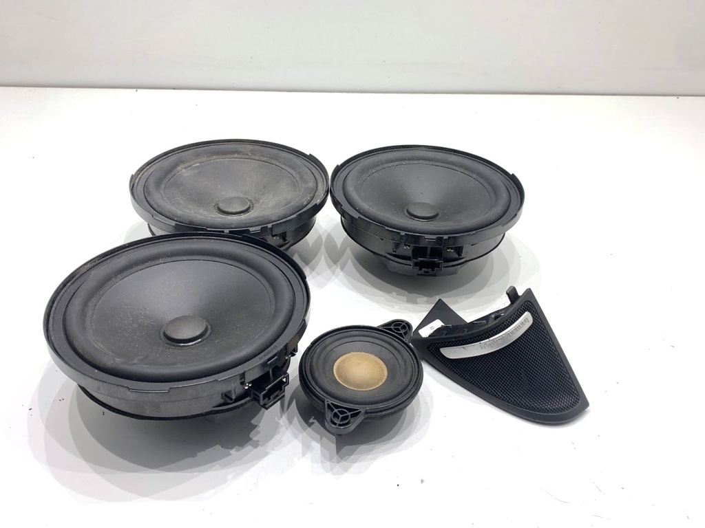 [STARK-842585] Juego de altavoces Mercedes-Benz CLA Coupé (C117) 2013-2019