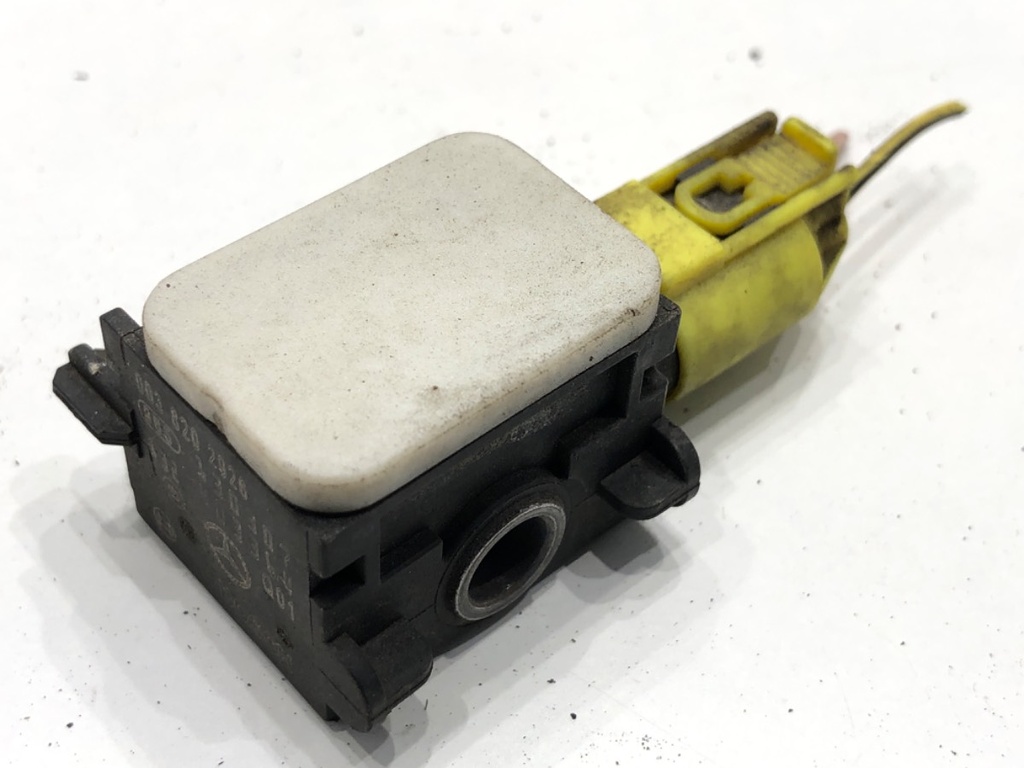 [STARK-879827] Sensor de impacto Mercedes-Benz Clase GL (X164)