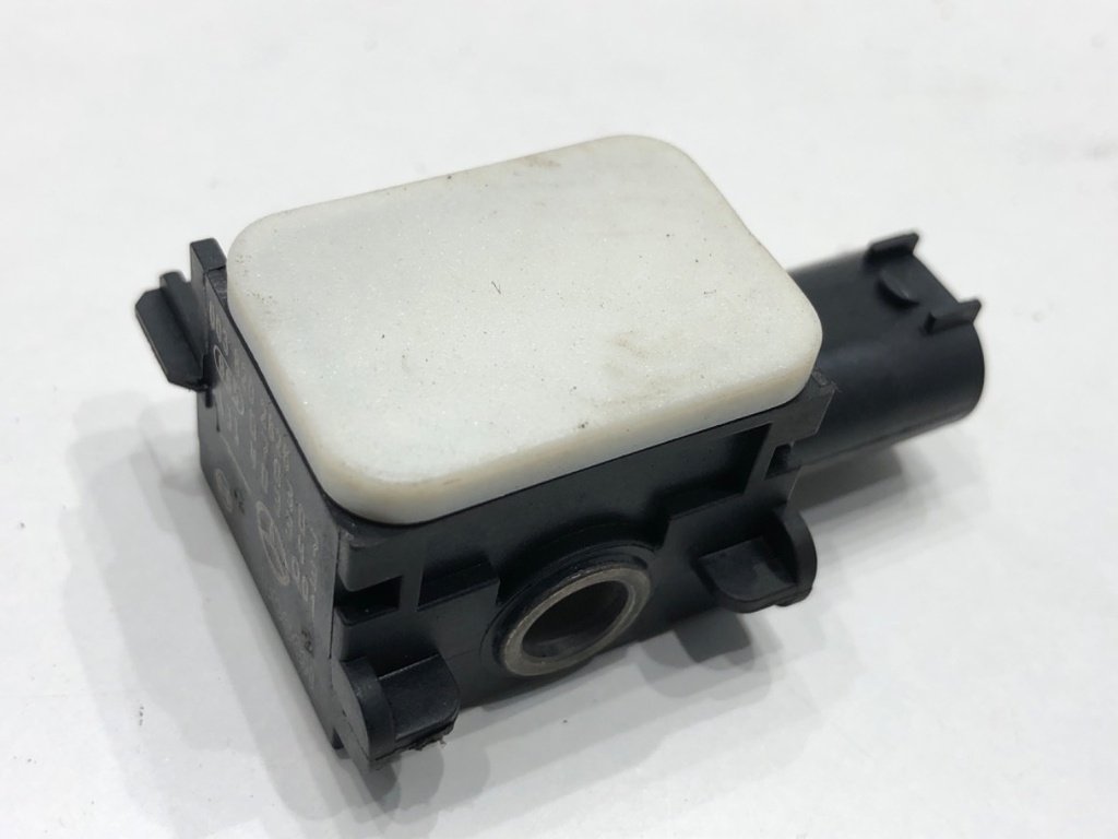 [STARK-879829] Sensor de impacto Mercedes-Benz Clase GL (X164)