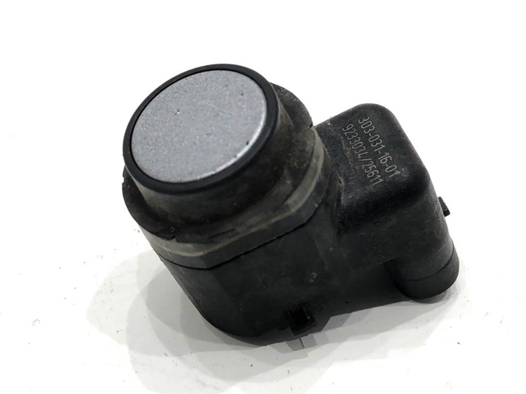 [STARK-880040] Sensor de aparcamiento BMW 5 Touring (F11)