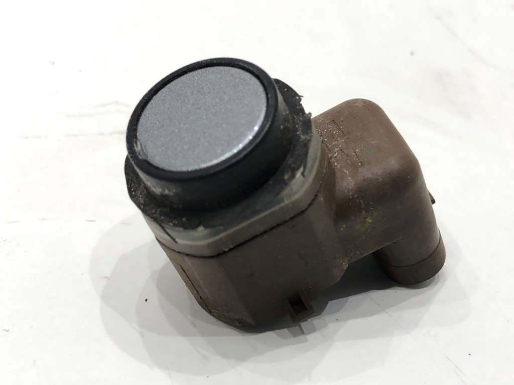 [STARK-880039] Sensor de aparcamiento BMW 5 Touring (F11)