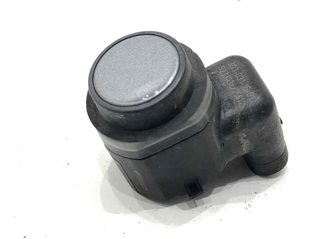 [STARK-880038] Sensor de aparcamiento BMW 5 Touring (F11)