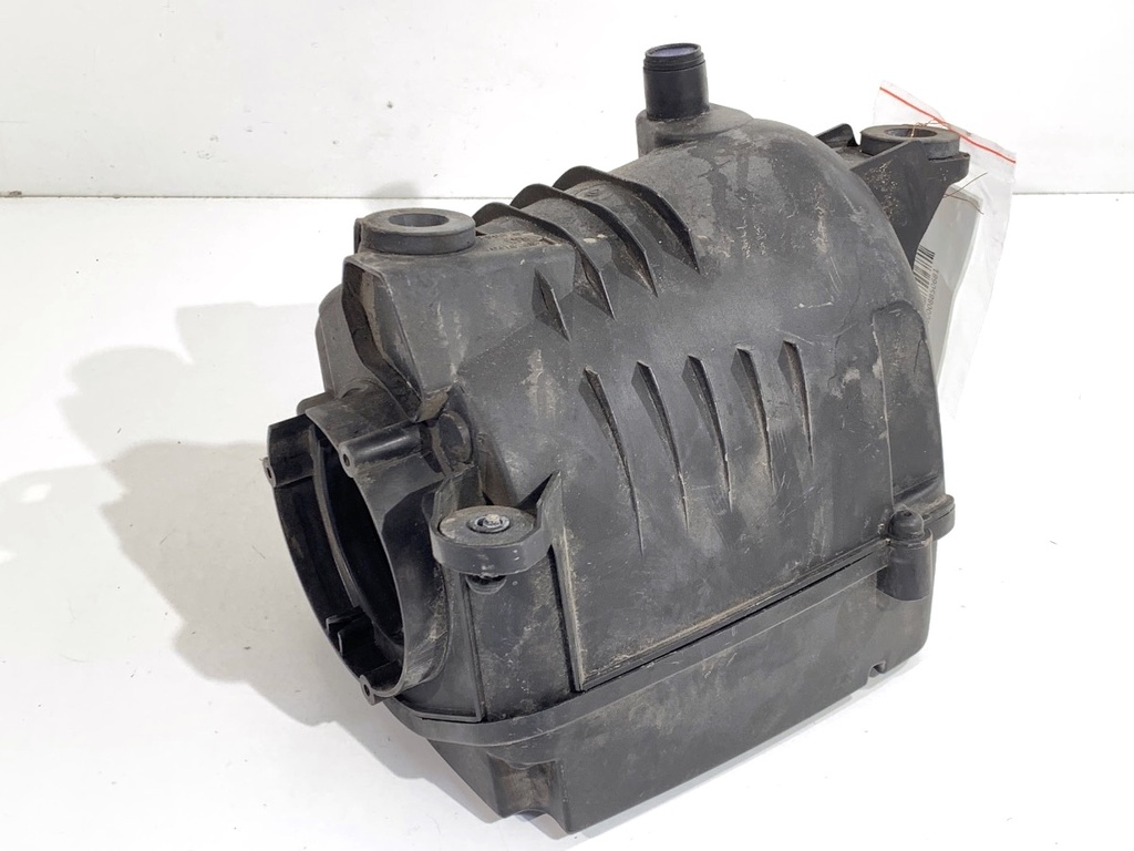 [STARK-885068] Caja de filtro de aire VW Jetta IV