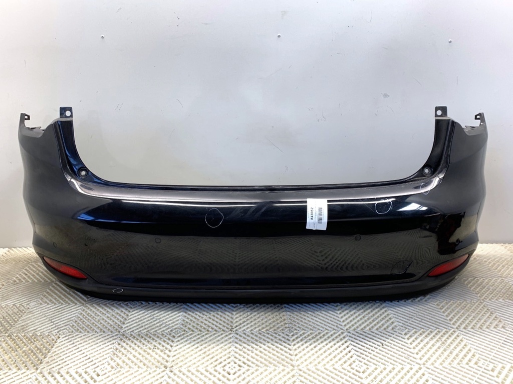 [STARK-843052] Parachoques trasero FIAT Tipo liftback (356_) 2016-2022