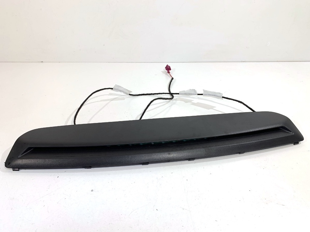 [STARK-894133] Luz de freno Mercedes-Benz Clase C (W205)