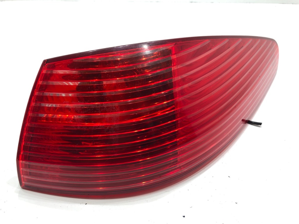 [STARK-903511] Piloto trasero derecho Peugeot 607 (9D, 9U)