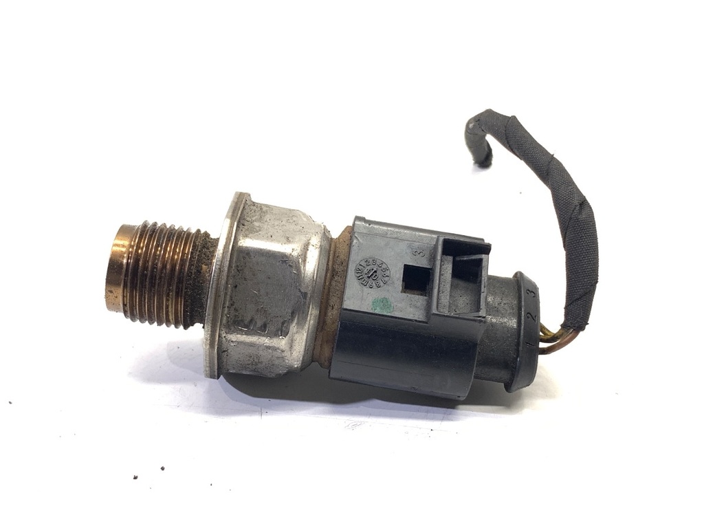 [STARK-904027] Sensor de presión de combustible VW Golf VI Variant
