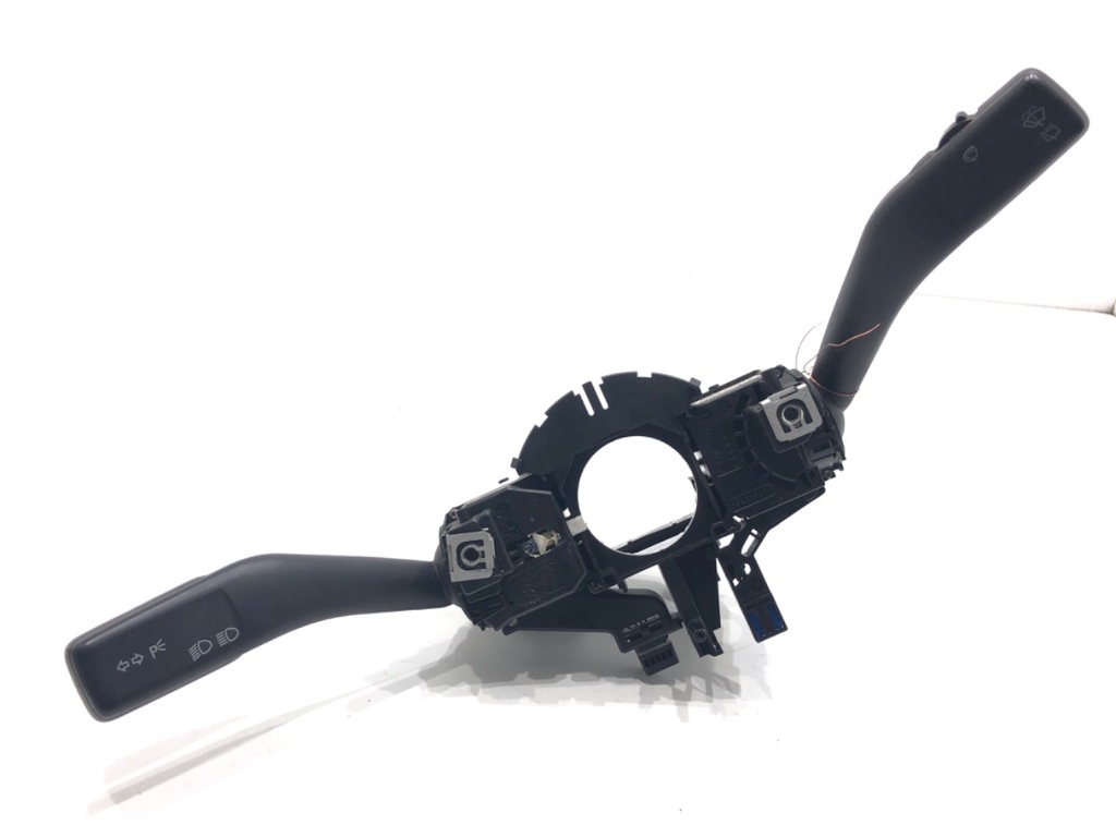 [STARK-904209] Mando de luces SEAT Altea (5P1)