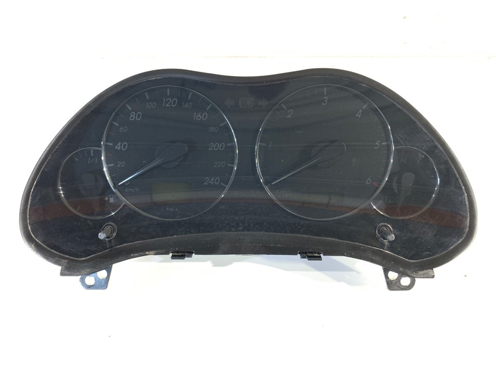 [STARK-904847] Cuadro de instrumentos Toyota Avensis (T25)