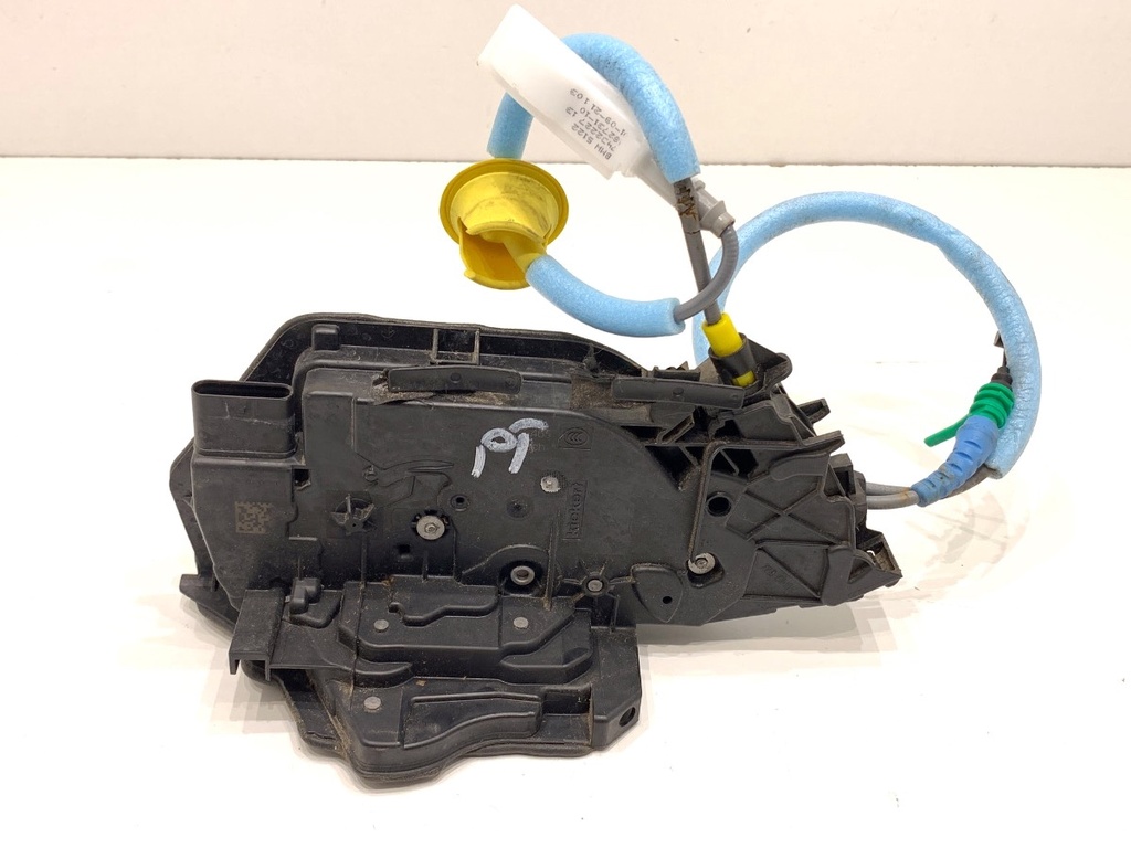 [STARK-906837] Cerradura de puerta trasera derecha BMW Serie 3 Touring