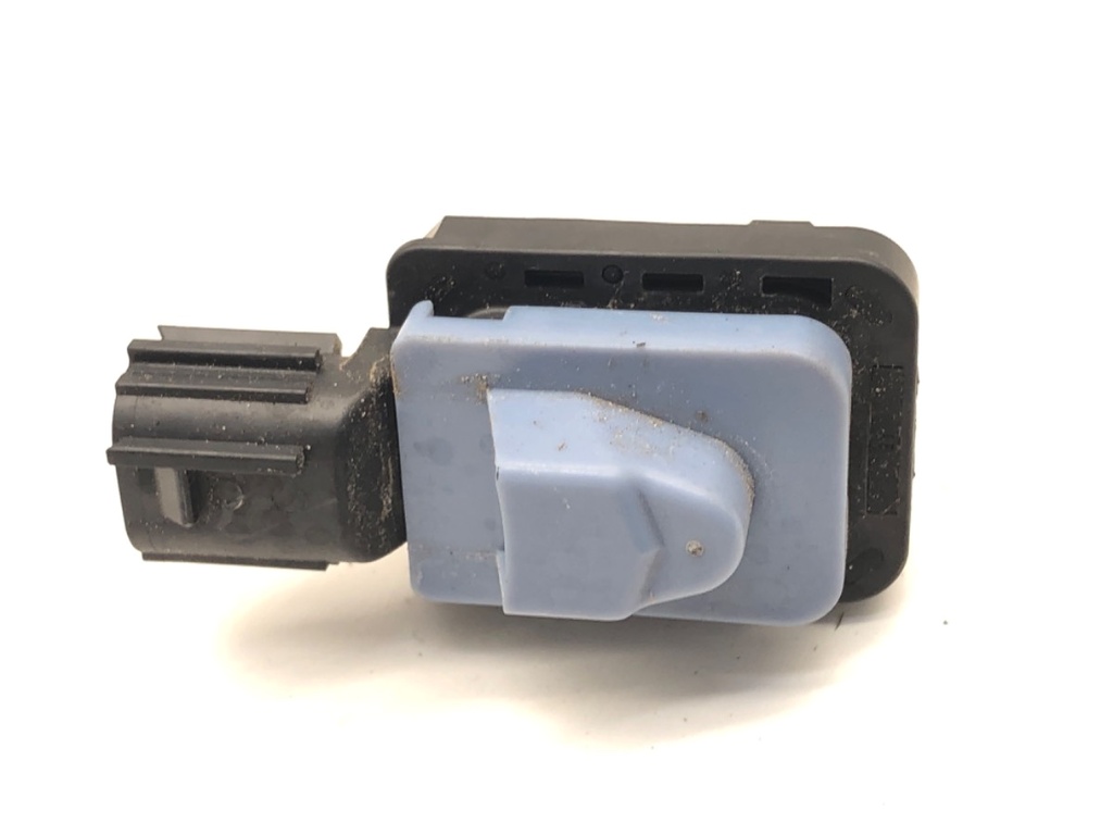 [STARK-907353] Sensor de impacto Toyota Yaris Cross (MXP_)