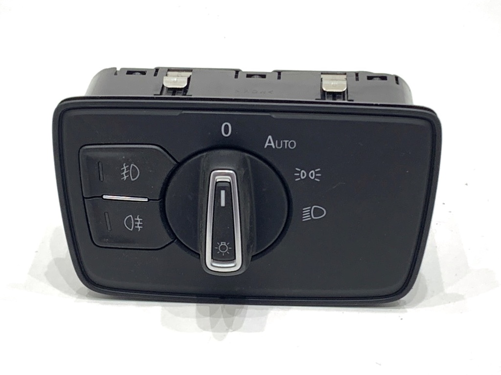 [STARK-907739] Interruptor de luces VW PASSAT B8 (3G2, CB2)