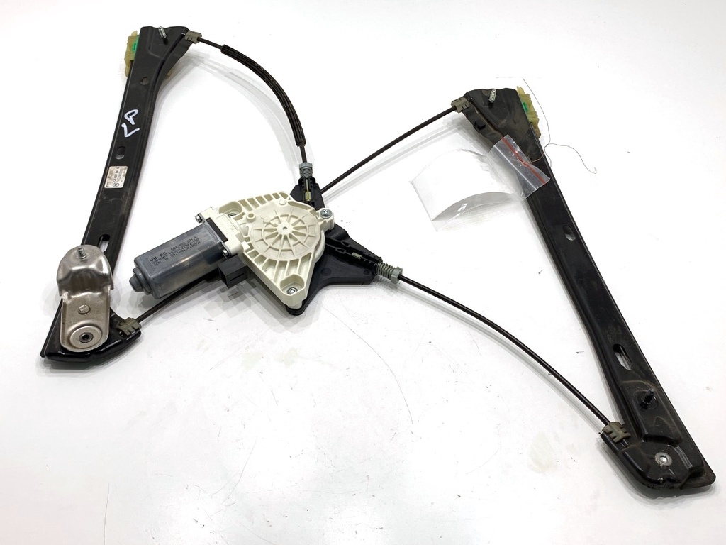 [STARK-907779] Elevalunas delantero izquierdo VW Passat B8