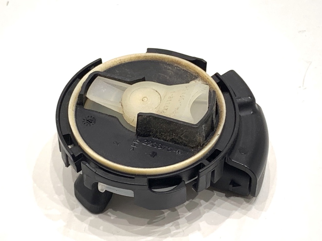 [STARK-907811] Sensor de impacto VW Passat B8