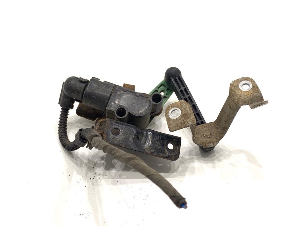 [STARK-907813] Sensor de nivel de xenón VW Passat B8