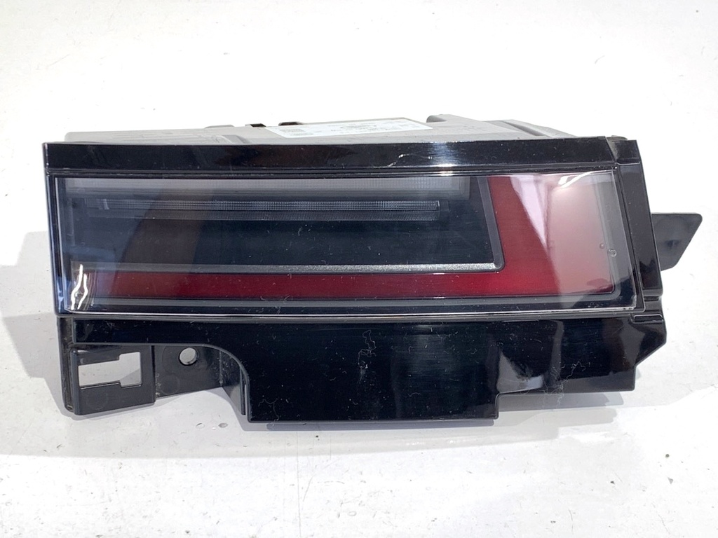 [STARK-844832] Piloto trasero izquierdo Land Rover Range Rover Evoque (L551) 2018-2022
