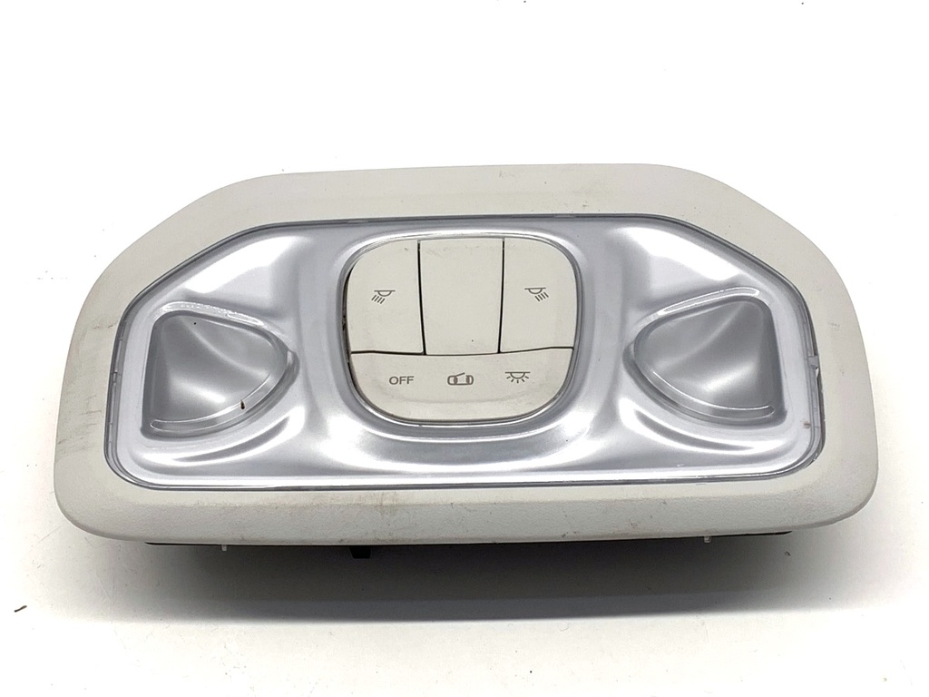 [STARK-909557] Luz de techo FIAT TIPO sedan (356_)