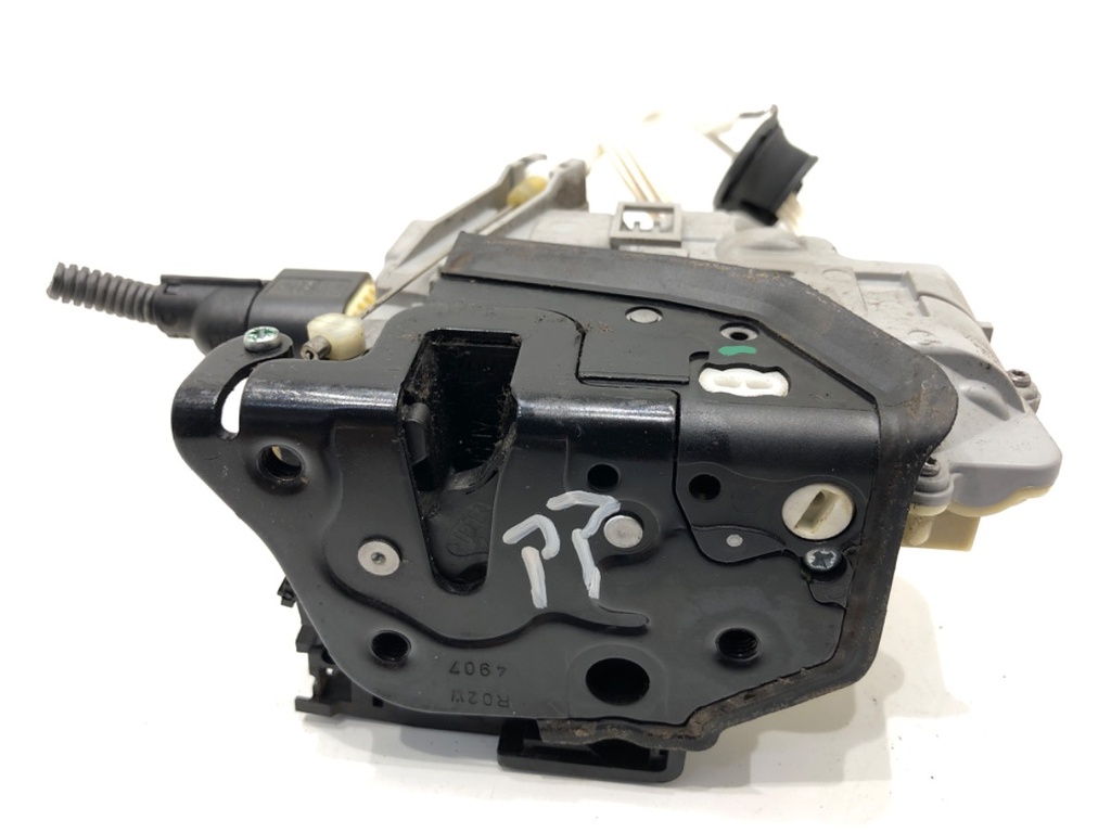[STARK-912742] Cerradura de puerta delantera derecha Audi Q7 (4LB)