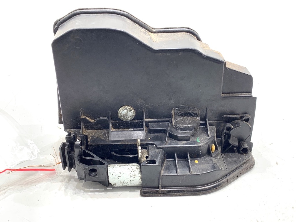 [STARK-913594] Cerradura de puerta trasera izquierda BMW Serie 3