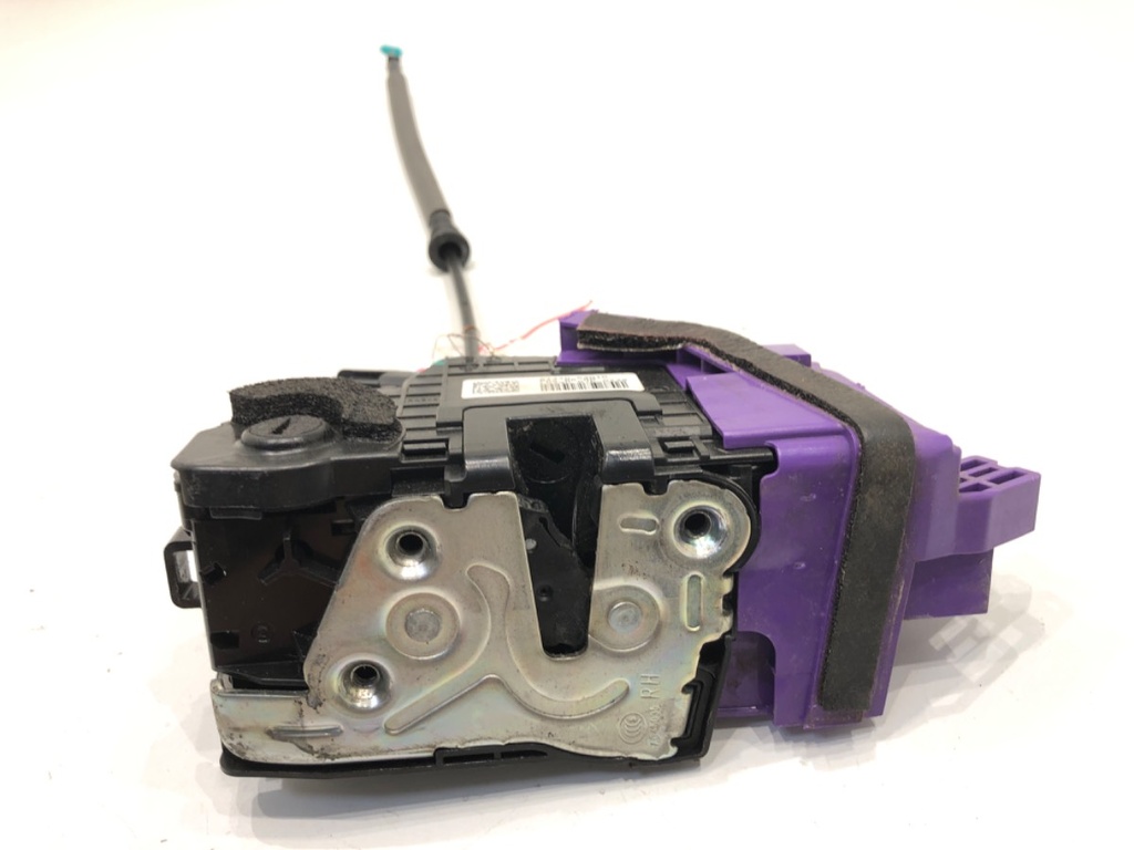 [STARK-916998] Cerradura de puerta trasera derecha Hyundai i30 (PDE, PD, PDEN)