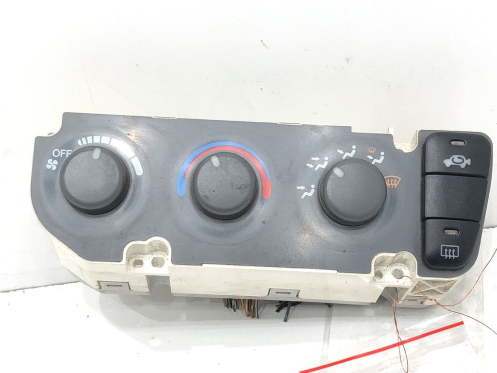 [STARK-674046] Panel de control de climatización Honda CR-V I (RD)