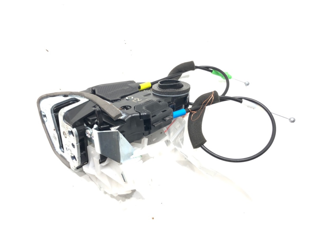 [STARK-676570] Cerradura de puerta trasera izquierda Toyota C-HR (_X1_)
