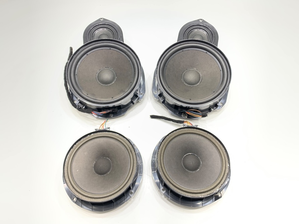 [STARK-850076] Juego de altavoces VW Passat B7 (362) 2010-2015