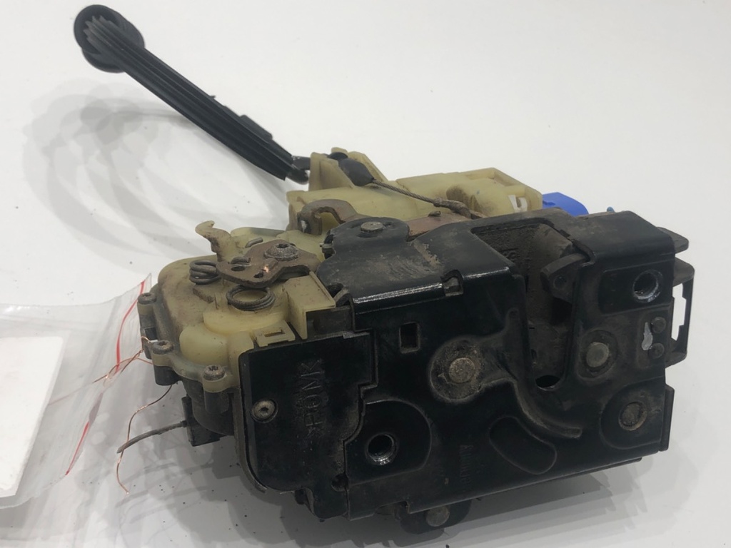 [STARK-680768] Cerradura de puerta delantera izquierda SEAT Ibiza III (6L1)